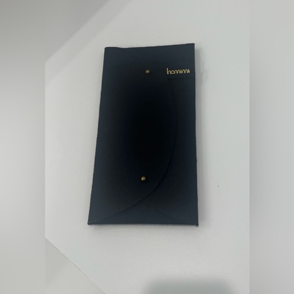 Elegant Brown Necklace with Leaf Accents - Picture 2 of 6